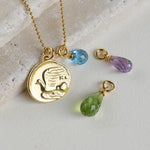 die drei varianten des Lana, Amethyst, Blautopas, peridot zusammen mit der Kette Frida aus 18K gold vermeil - ttrue nuggets of love