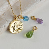 die drei varianten des Lana, Amethyst, Blautopas, peridot zusammen mit der Kette Frida aus 18K gold vermeil - ttrue nuggets of love