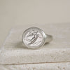 Siegelring mit Victoria, der Göttin des Sieges. Engel Ring aus 925er Sterling Silber in Handarbeit gefertigt- TRUE NUGGETS of love.