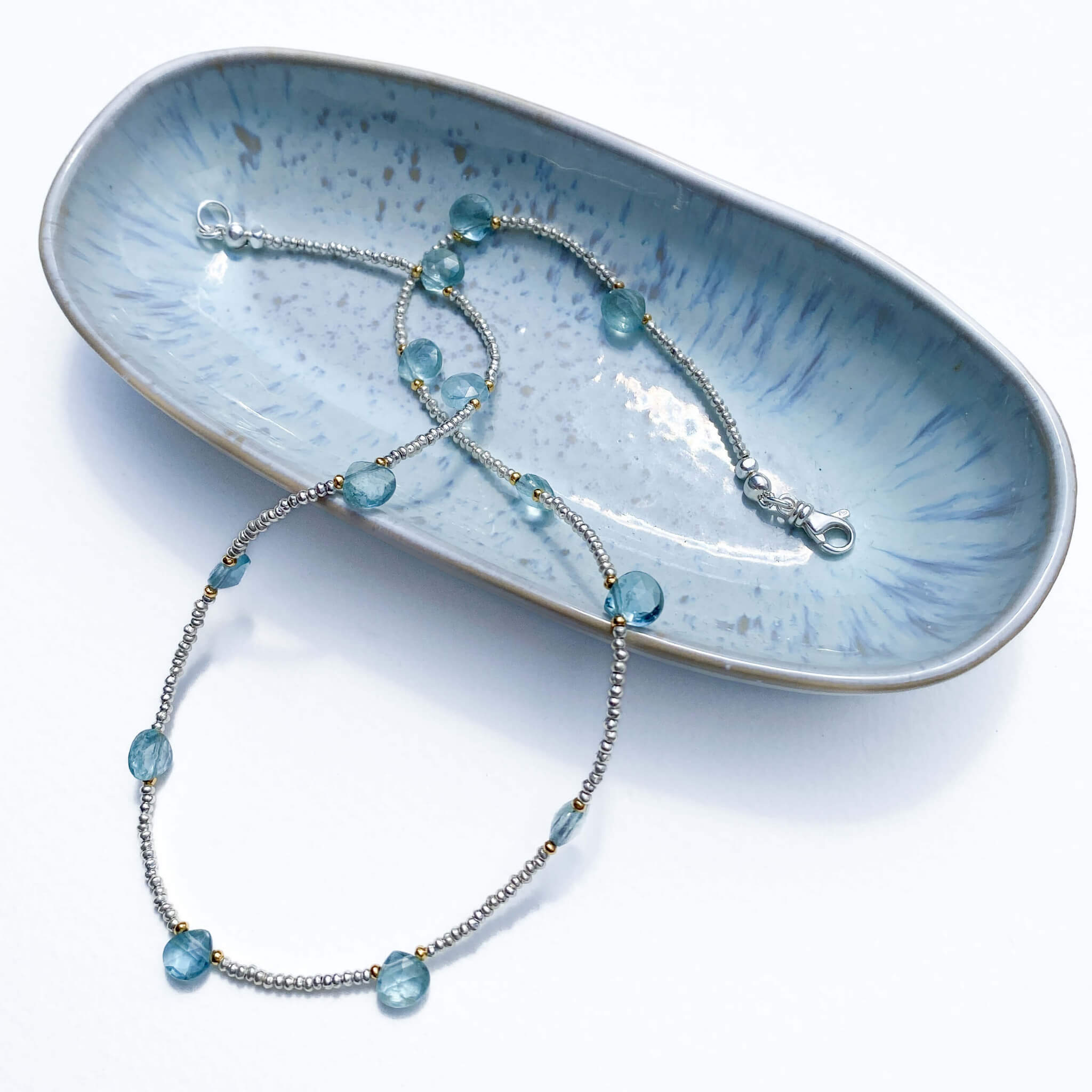 Kette Kaya aus Sterling Silber mit Südseeblauen Natur Zirkon Tropfen - TRUE NUGGETS of love