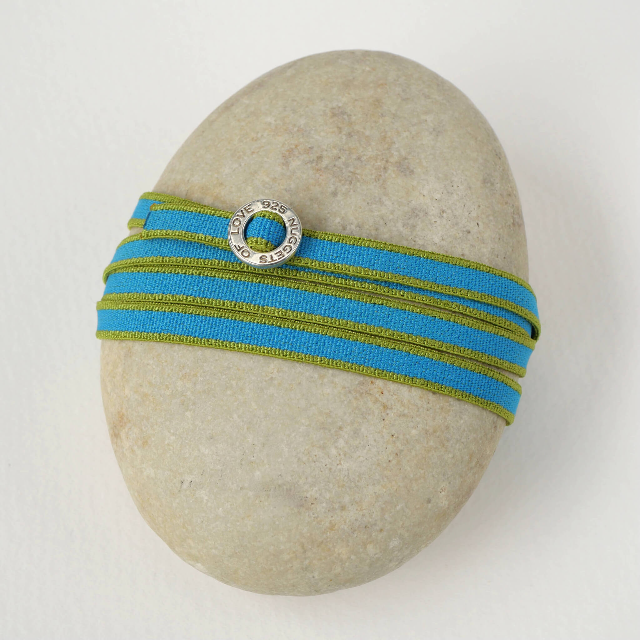Wickelarmband, flexibel, Türkis mit Kiwi gestreift mit Verschluss aus 925 Sterling Silber , kombinierbar mit unseren Charms als Sammelarmband tragbar- True Nuggets of love