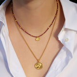 Kette Leona aus Rhodolit mit 925er Silber Anhänger mit Löwe und Stern - True Nuggets of Love